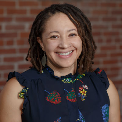 Kalila Barnett brick headshot